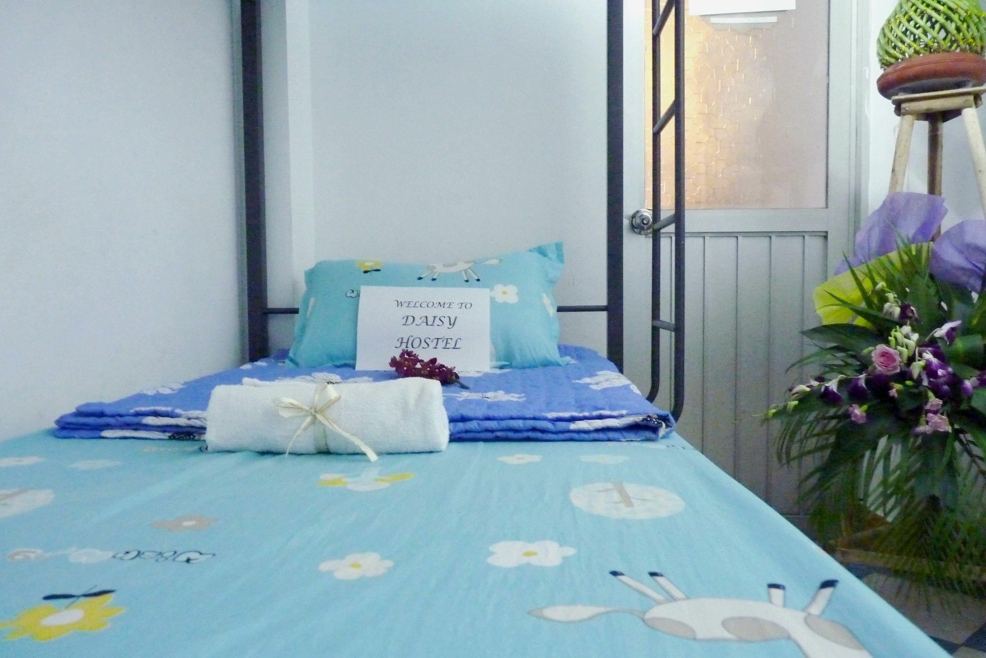 Daisy Hostel Hanoi Exteriör bild