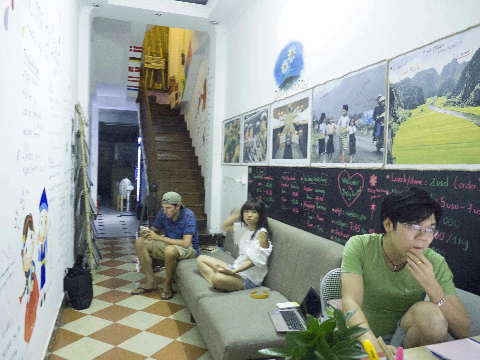 Daisy Hostel Hanoi Exteriör bild